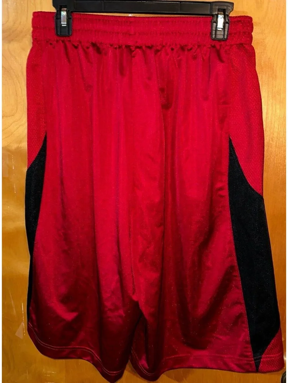 Jordan basketball shorts size large
